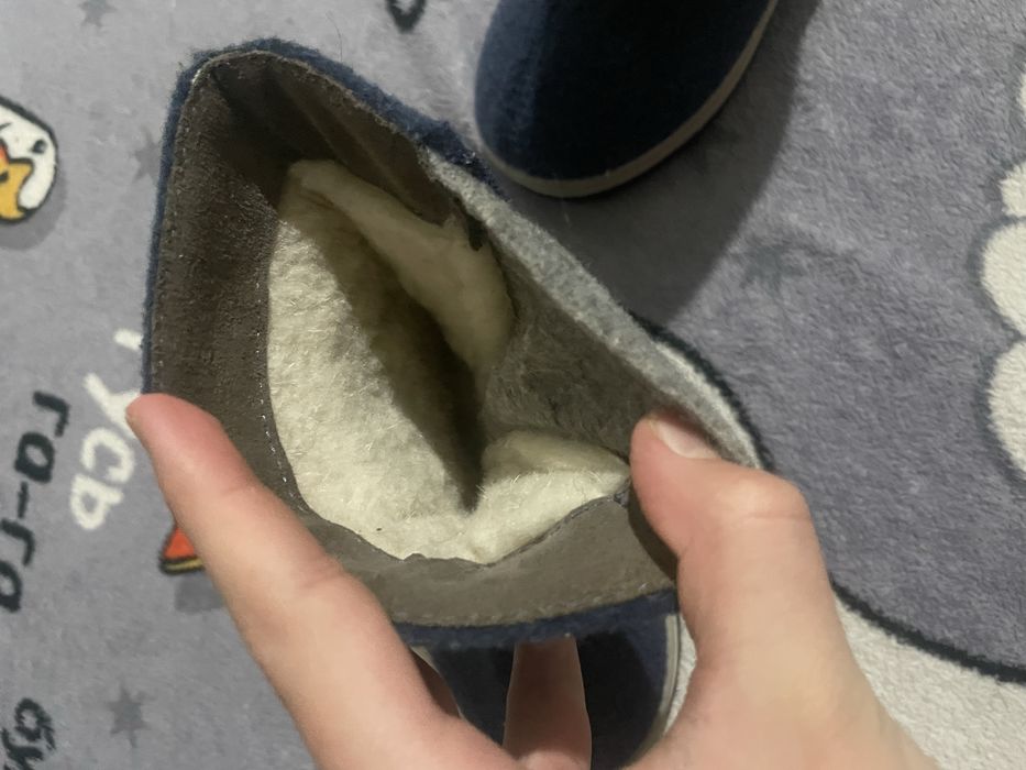 Продам детские валенки.