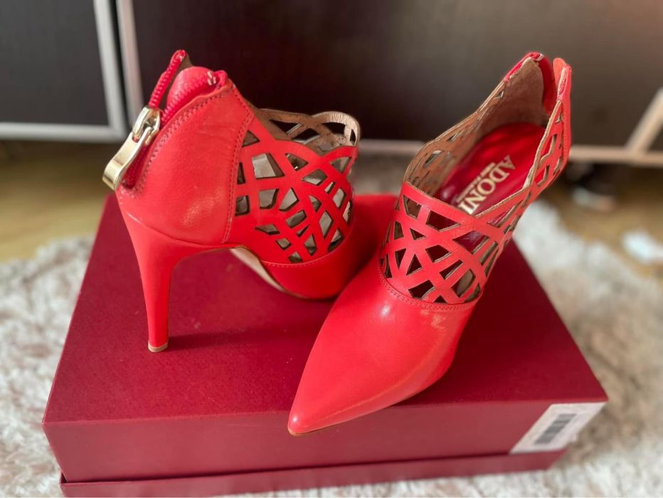 Pantofi stiletto noi , made in italy, piele naturala, lucrati manual