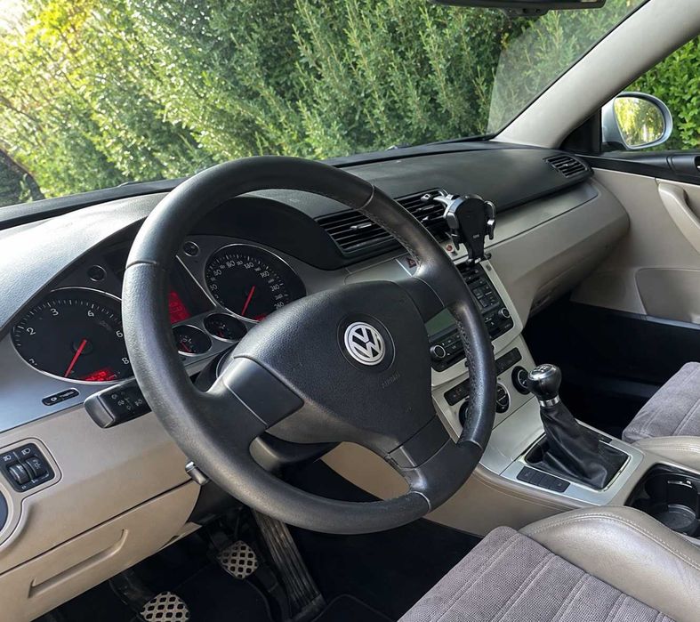 Urgent Volkswagen Passat B6 2.0 – 2010 – 190.000 km