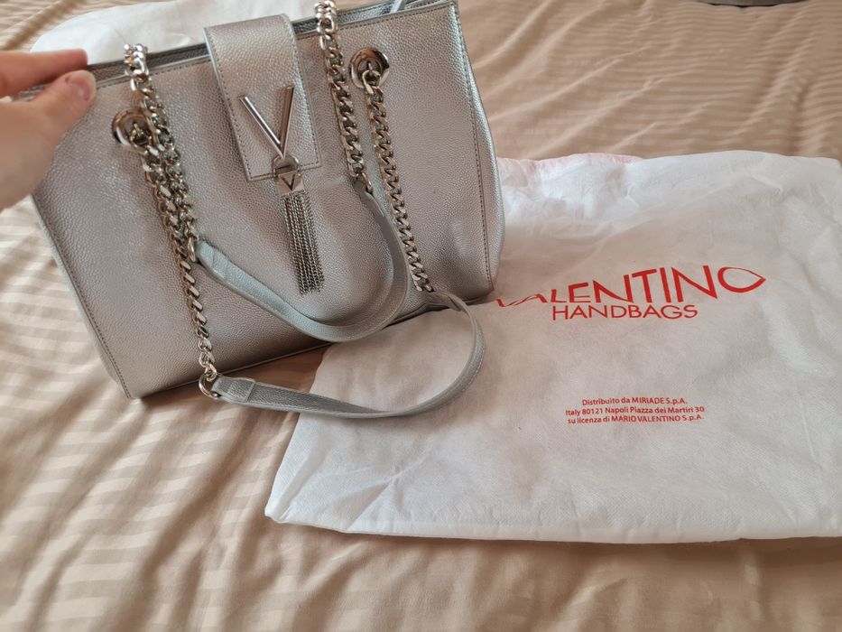 Geanta valentino argintie