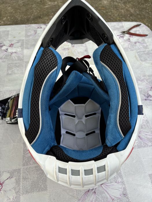 Кросова каска fxr