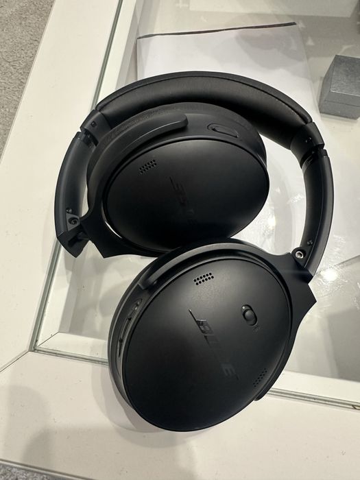 Casti BOSE QuietComfort, Cu noise cancellation