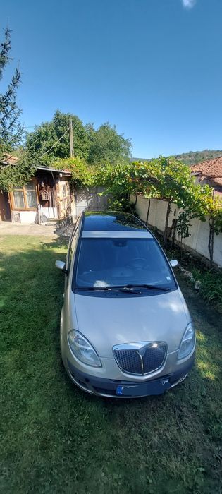 Ланчия  Муза  1.4