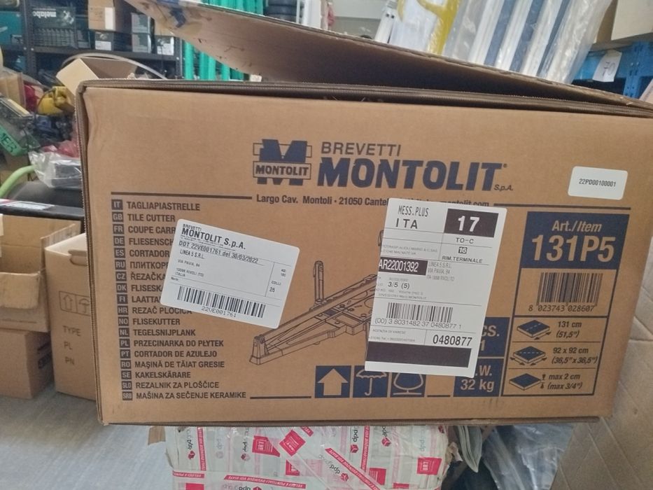 Vând mașină de taiat gresie Montolit