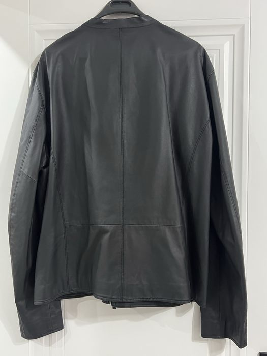 Продам куртку Armani Collezioni