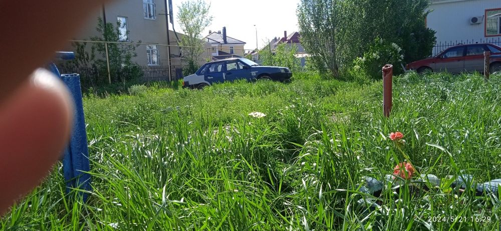 Продам 21099 на запчасти.. Только продажа.