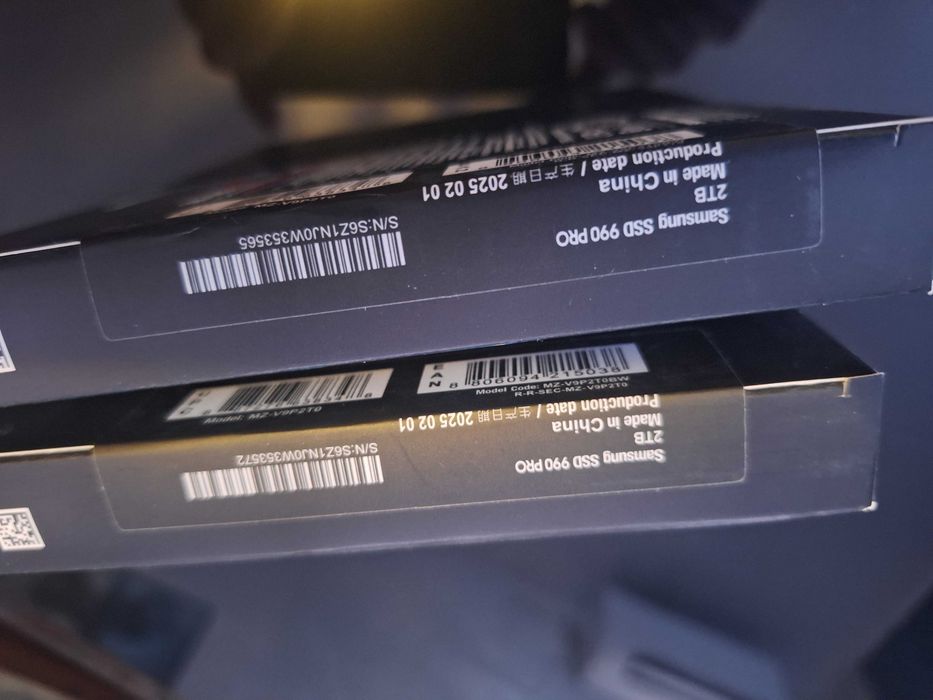 Нов и неразопакован Samsung SSD 990 PRO x2