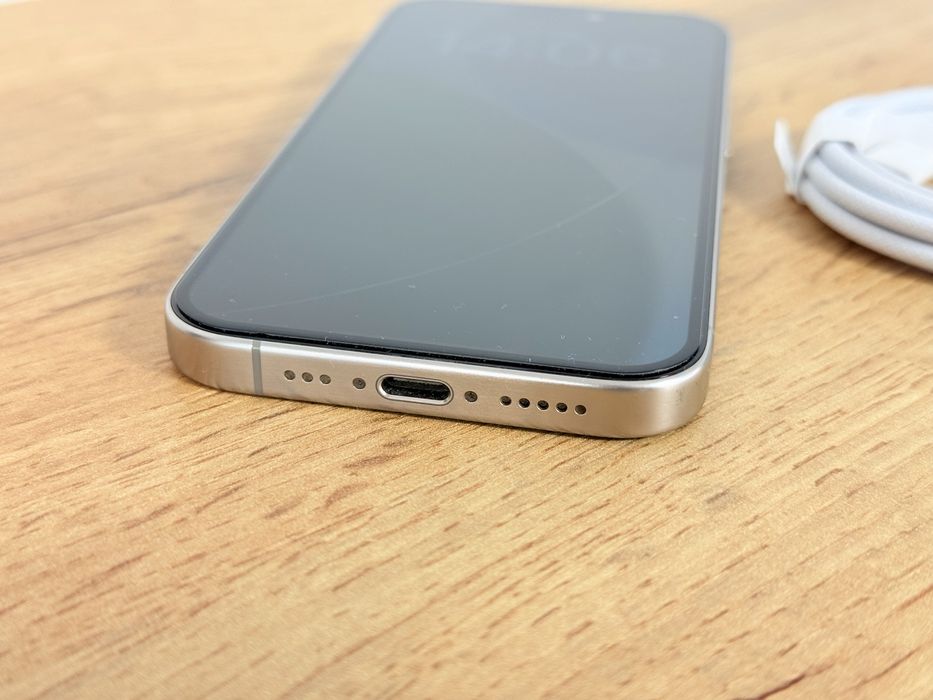 iPhone 15 Pro 256GB перфектен!!!