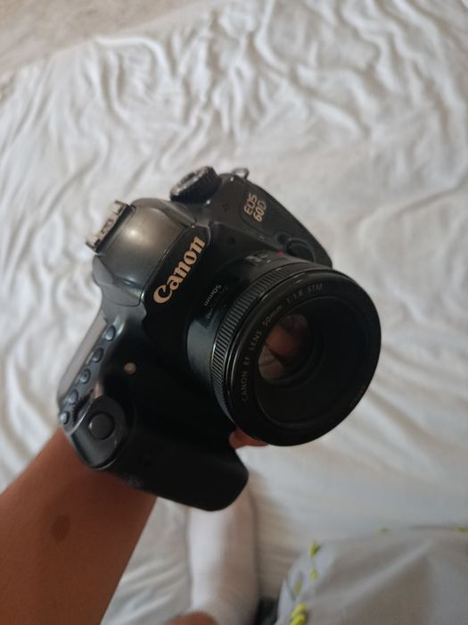 Canon 60D  +обьектив