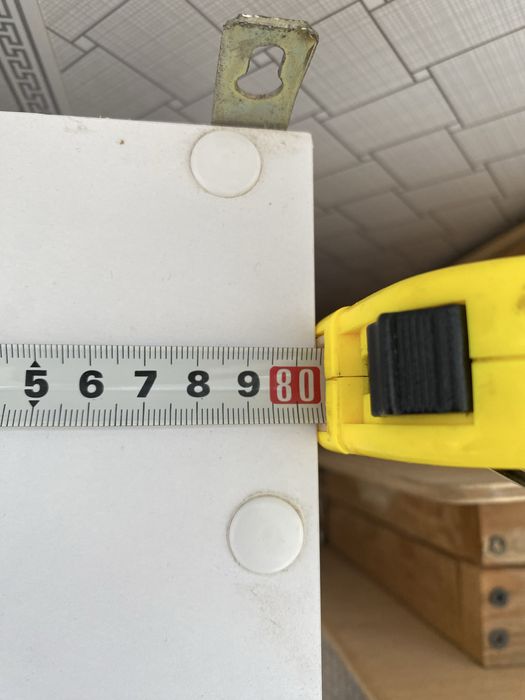 Зеркало-шкаф для ванной.