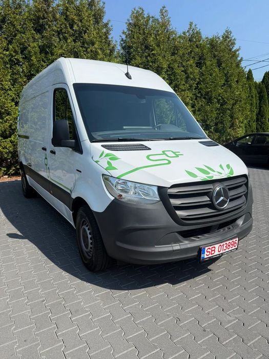 Mercedes-Benz eSprinter Mercedes-Benz eSprinter 2023, 5.620 km, ideal pentru distributie marfa