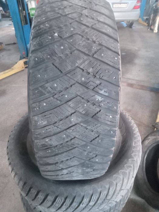 Продам зимние шины