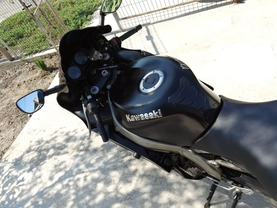 Kawasaki njna zx6r