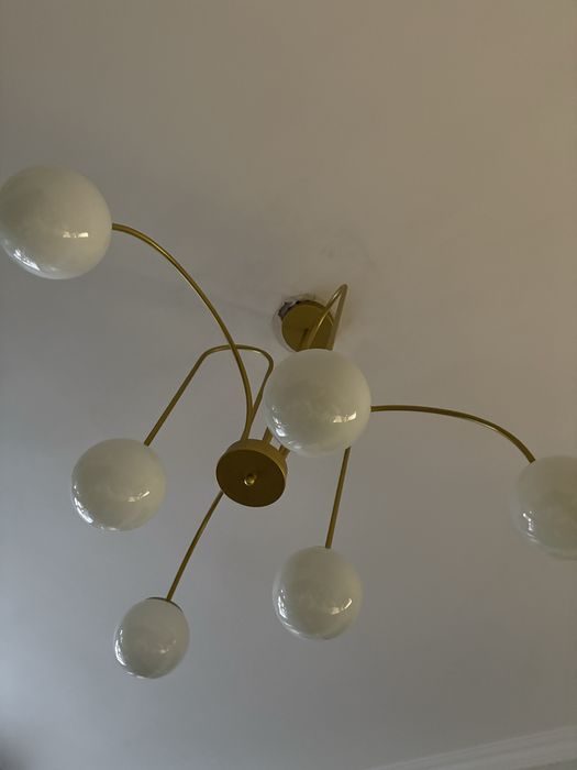 Продам люстру 6 лампочек g9 13w