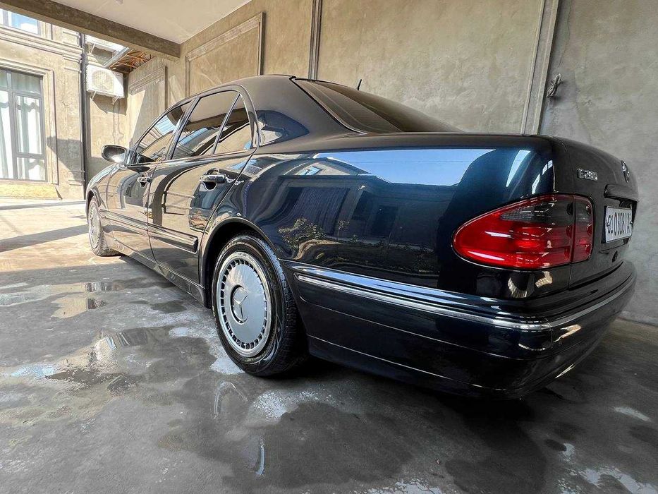 Mercedes Benz W210 E260