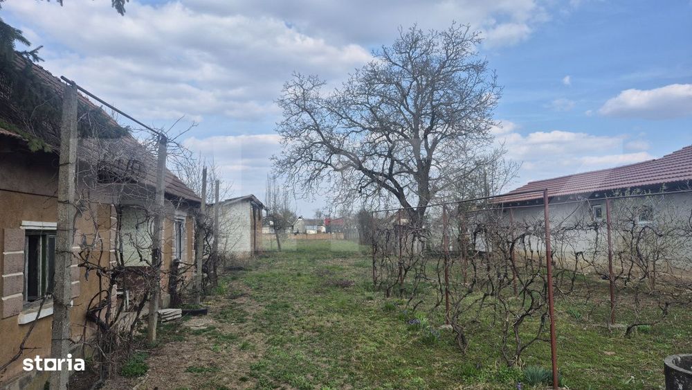Teren intravilan de vanzare, 1399 mp, in localitatea Micula