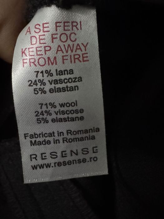 Pantaloni din stofă tip pană