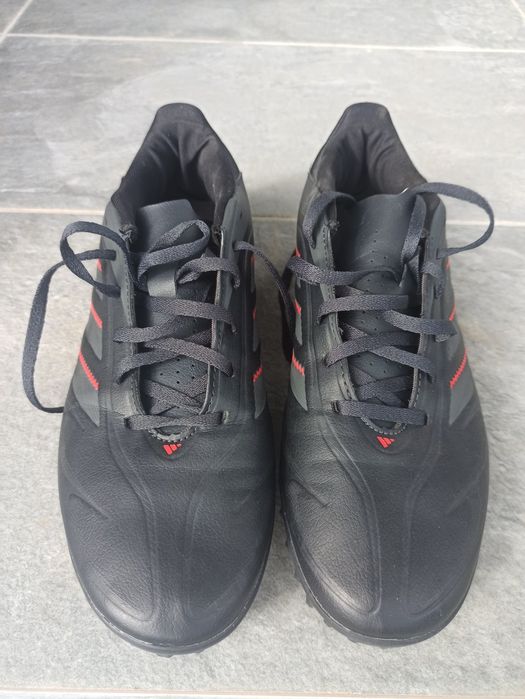 Adidași fotbal 43