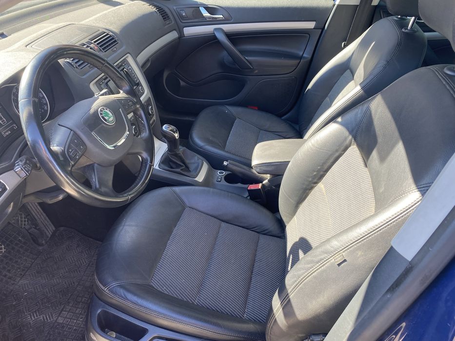 SKODA Octavia 2012 — imagine 5