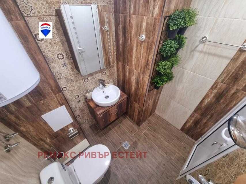 Дава се под наем Едностаен апартамент в Русе, Широк център - 55 кв.м за 306 € - Снимка #10