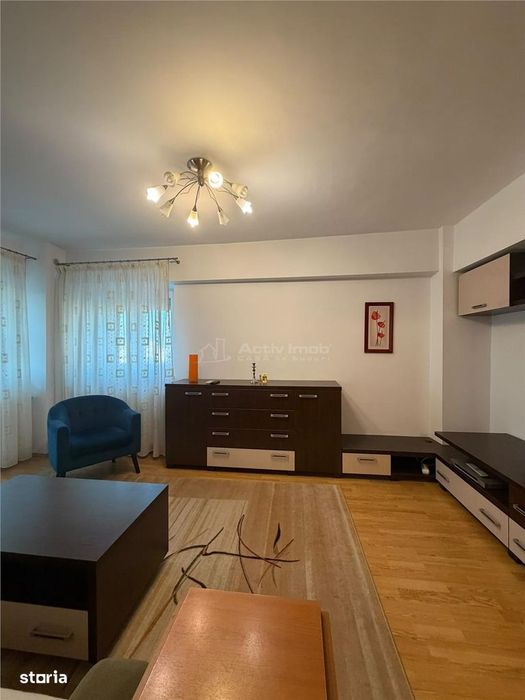 2 Camere, Brancoveanu, vis a vis de statia de metrou, Parcare