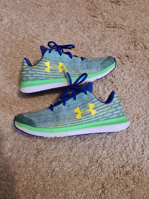 Adidasi Under Armour