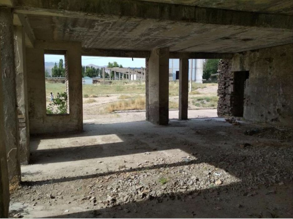 Toshkent viloyati, Angren shahri, Nurobod qo’rg’onida sotiladi