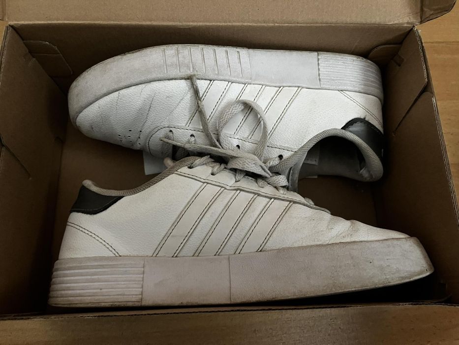 Маратонки Adidas Court Bold