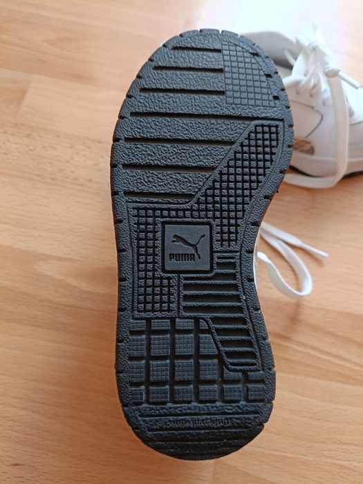 Нови оригинални детски маратонки Puma