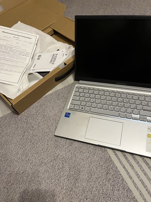 Asus vivobook 15,16/1000ssd