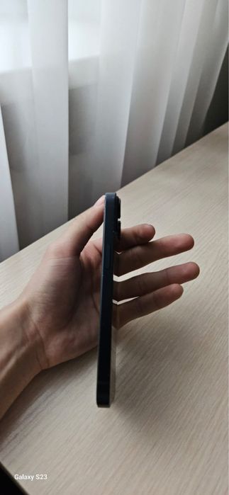 IPhone 14 в черном цвете