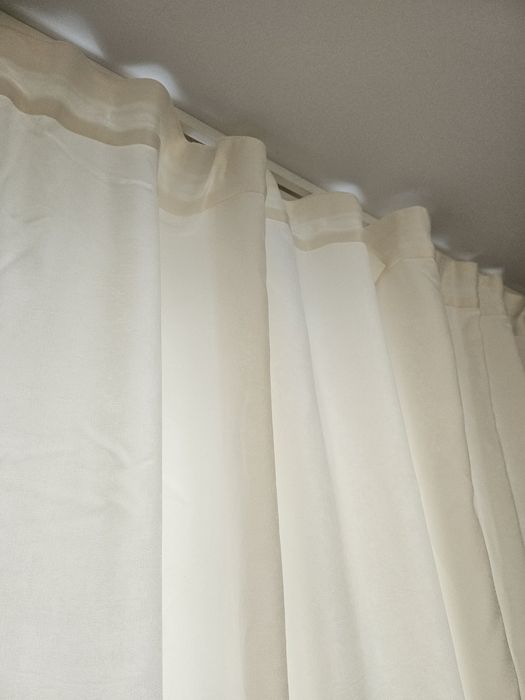 Продам шторы (1 партьера)