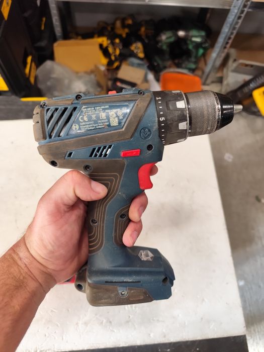 Акумулаторен винтоверт Бош Bosch GSR 18V-28 + 3Ah AMP/Share