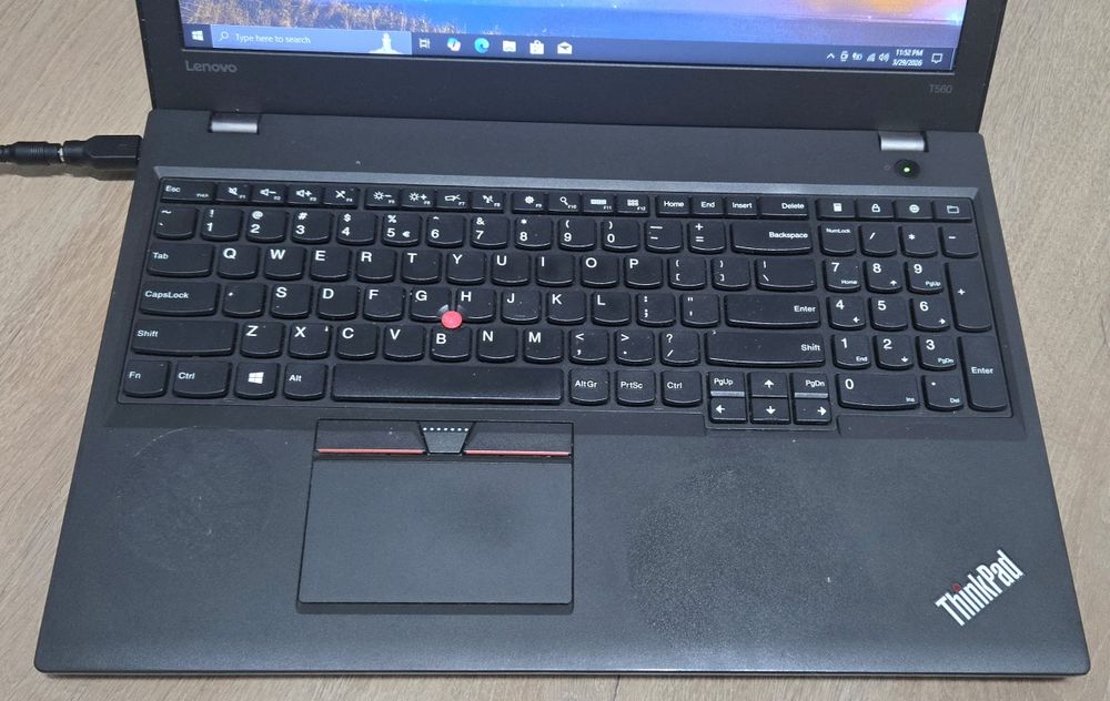 Laptop Lenovo T560 i5 6300U 4gb RAM SSD
