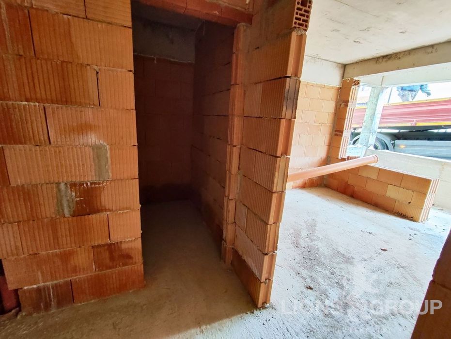 Продава се Двустаен апартамент в Варна, Виница - 54 кв.м за 1095 €/кв.м - Снимка #1