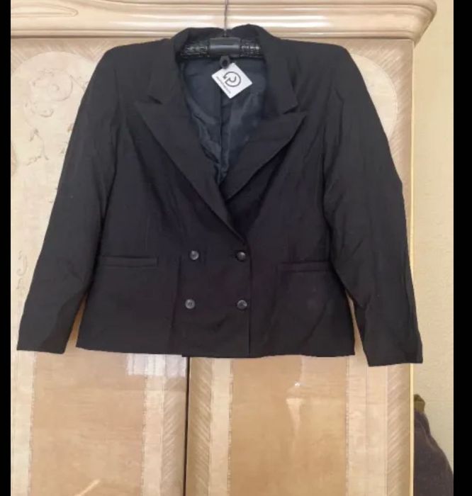 НОВО! Дамско сако