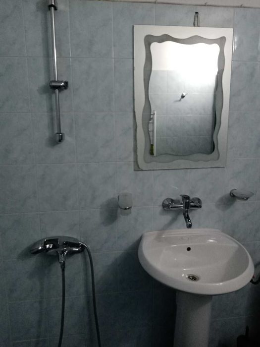 Дава се под наем Двустаен апартамент в Плевен, Идеален център - 60 кв.м за 300 € - Снимка #5