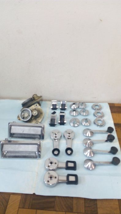 Авточасти за лада нива москвич и други руски коли