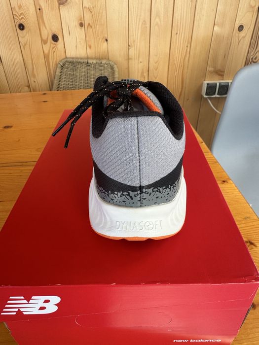 Adidasi NEW BALANCE marimea 45.Noi!