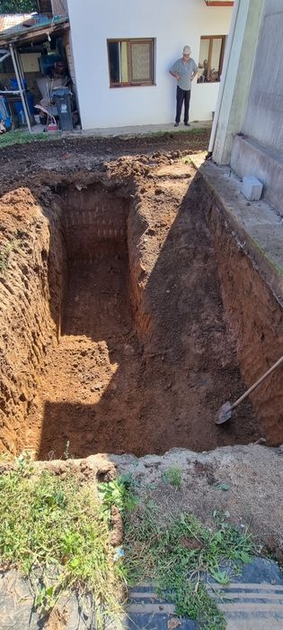 De inchiriat Miniexcavator 24/7  , buldoexcavator ,bobcat ,inchirieri