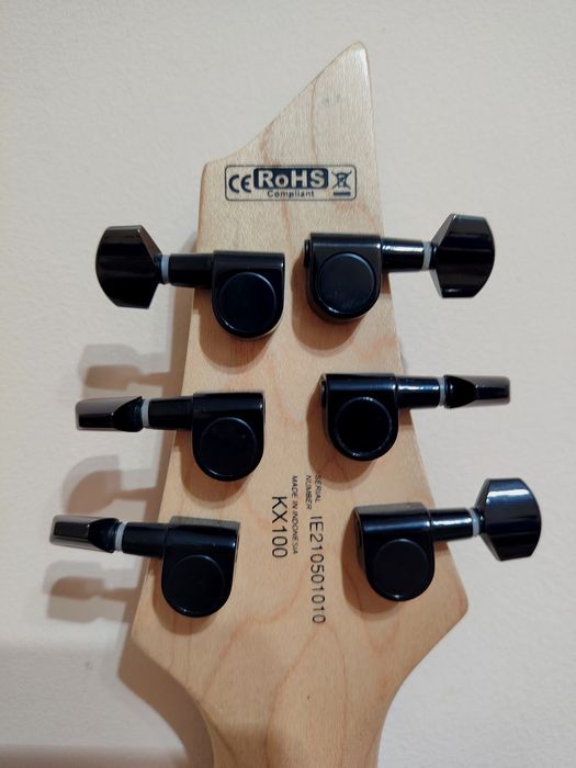 Электрогитара. Cort-KH100.