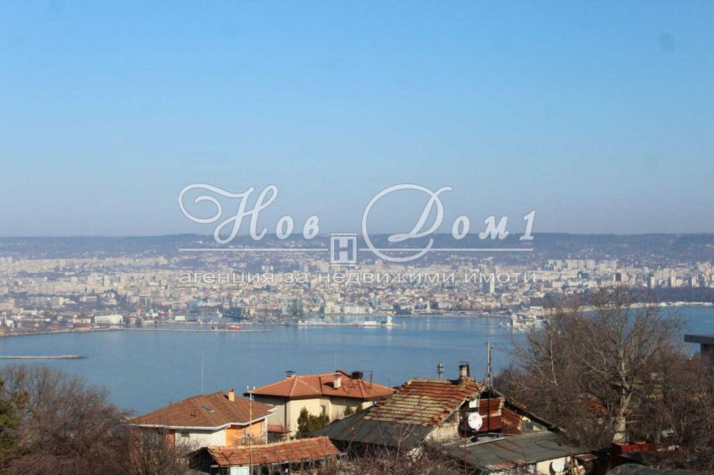 -Самостоятелна къща! Морска панорама! Тишина и спокойствие!