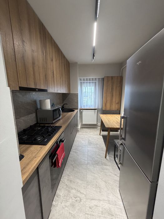 PF chirie Pacurari Peco Mall 2 camere