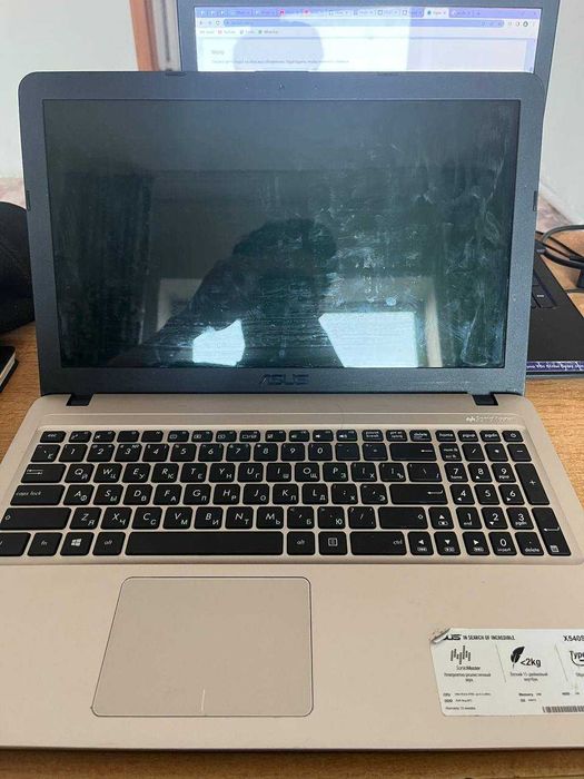 Ноутбук Asus В отличном состоянии