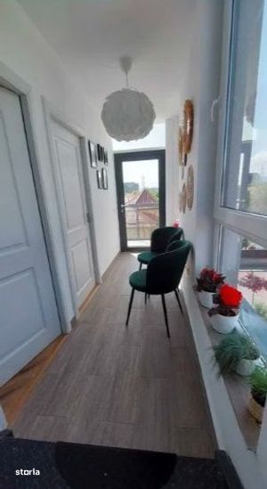 Birouri, cabinete, 20 mp, respectiv 30 mp, zona Portelanului-Iris