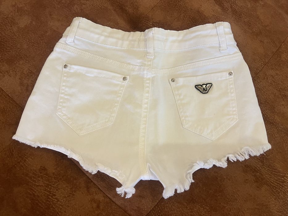 Къси панталонки.