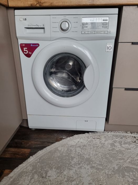 Продам стиральную машину LG