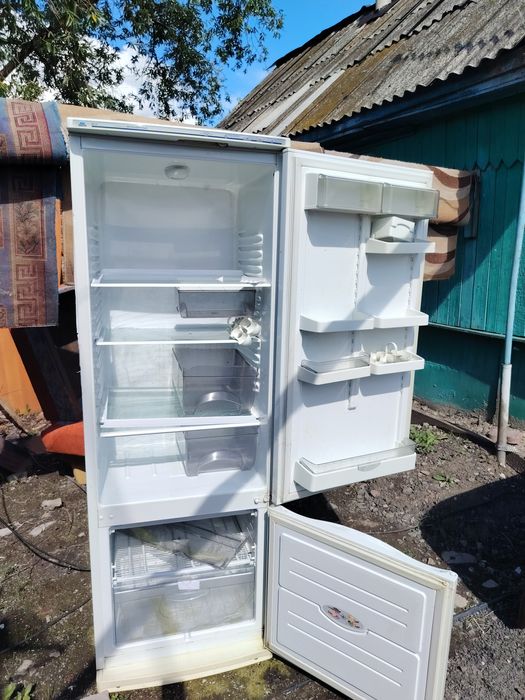 Продам холодильник атлант