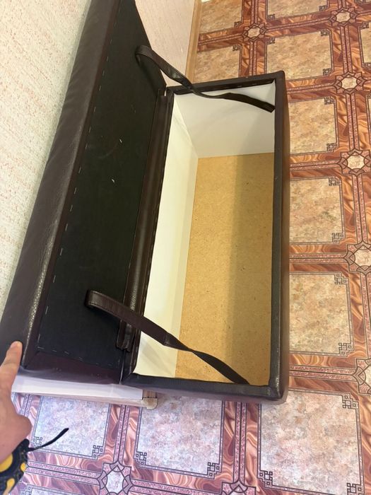 уголок для обуви