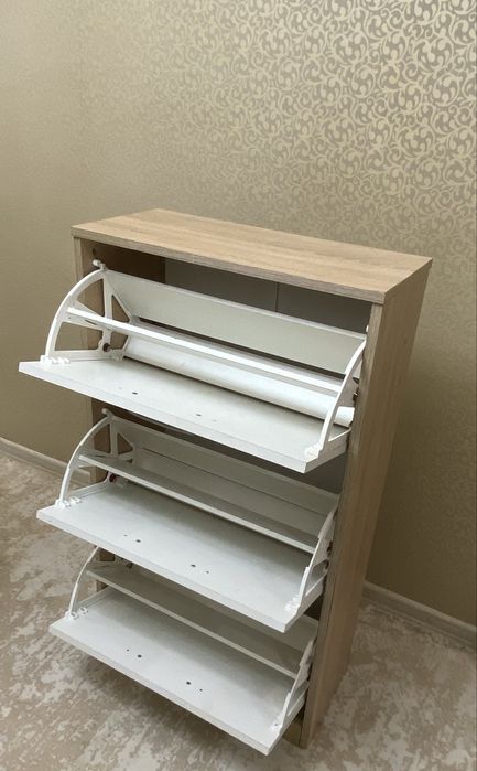 Обувница в отличном состоянии